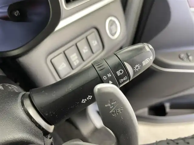 三菱 デリカＤ：５ P 富山県 2022(令4)年 3.3万km ホワイトダイヤモンド 4WD/社外9インチナビ【AVIC-RQ912】/(AM/FM/CD/DVD/SD/USB/BT)/フルセグTV/アラウンドビューモニター/両側パワースライドドア/アダプティブクルーズコントロール/衝突被害軽減ブレーキ/レーンキープアシスト/ブラインドスポットモニター/オートマチックハイビーム/LEDヘッドライト/電動リアゲート/レザーシート/前席シートヒーター/運転席パワーシート/ステアリングヒーター/パドルシフト/ETC/純正フロアマット/スマートキー/プッシュスタート/社外16インチAW/ドアバイザー