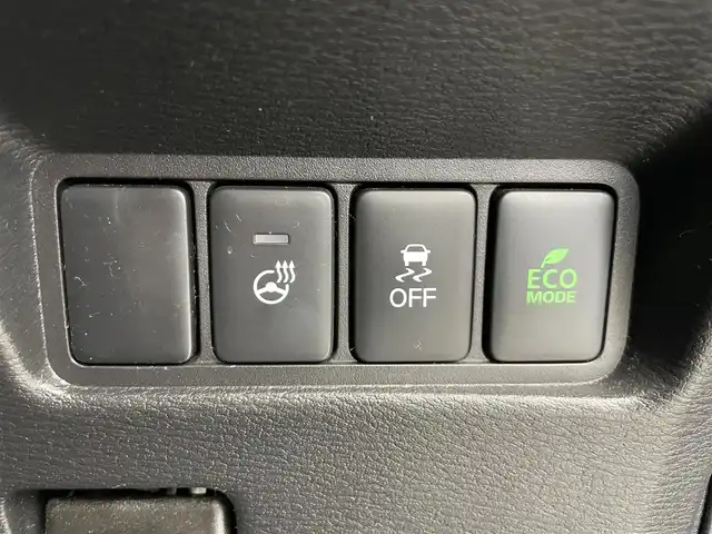 三菱 デリカＤ：５ P 富山県 2022(令4)年 3.3万km ホワイトダイヤモンド 4WD/社外9インチナビ【AVIC-RQ912】/(AM/FM/CD/DVD/SD/USB/BT)/フルセグTV/アラウンドビューモニター/両側パワースライドドア/アダプティブクルーズコントロール/衝突被害軽減ブレーキ/レーンキープアシスト/ブラインドスポットモニター/オートマチックハイビーム/LEDヘッドライト/電動リアゲート/レザーシート/前席シートヒーター/運転席パワーシート/ステアリングヒーター/パドルシフト/ETC/純正フロアマット/スマートキー/プッシュスタート/社外16インチAW/ドアバイザー