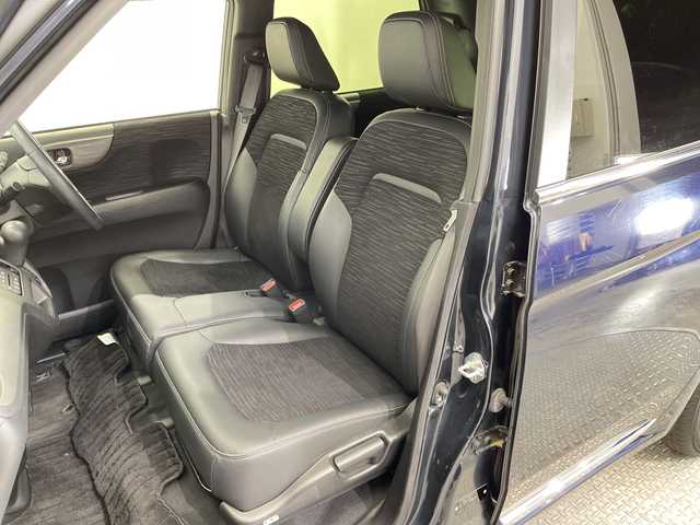 ホンダ Ｎ ＯＮＥ プレミアム 栃木県 2018(平30)年 2.2万km ミッドナイトブルービームM 純正ナビ/(CD/DVD/ワンセグTV/Bluetooth/SD/AUX//USB/ipod)/バックカメラ/ビルトインETC/ハーフレザーシート/禁煙車/オートライト/HIDヘッドライト/横滑り防止装置/スマートキー/プッシュスタート/アイドリングストップ/ウィンアーミラー/純正14インチアルミホイール/純正フロアマット