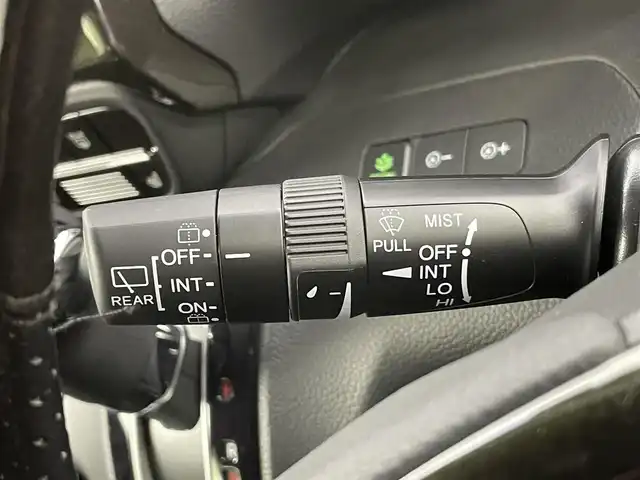 ホンダ Ｎ ＢＯＸ カスタム G L ホンダセンシング 千葉県 2020(令2)年 0.5万km シャイニンググレーM 禁煙車/衝突軽減ブレーキ/・ホンダセンシング/・先行車発進お知らせ/・路外逸脱警報装置/・レーンキープアシスト/片側パワースライドドア/社外７インチメモリナビ/・型番：CN-RE06D/・CD/DVD/Bluetooth/フルセグTV/・バックカメラ/・ビルトインETC/DNシートヒーター/ステアリングスイッチ/純正フロアマット/純正１４インチAW/オートライト/・シーケンシャルウインカー/・LEDヘッドライト/・LEDフォグランプ