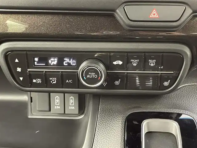 ホンダ Ｎ ＢＯＸ カスタム G L ホンダセンシング 千葉県 2020(令2)年 0.5万km シャイニンググレーM 禁煙車/衝突軽減ブレーキ/・ホンダセンシング/・先行車発進お知らせ/・路外逸脱警報装置/・レーンキープアシスト/片側パワースライドドア/社外７インチメモリナビ/・型番：CN-RE06D/・CD/DVD/Bluetooth/フルセグTV/・バックカメラ/・ビルトインETC/DNシートヒーター/ステアリングスイッチ/純正フロアマット/純正１４インチAW/オートライト/・シーケンシャルウインカー/・LEDヘッドライト/・LEDフォグランプ