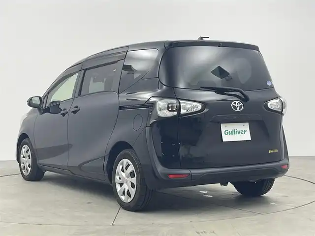 トヨタ シエンタ G 愛知県 2016(平28)年 3万km ブラックマイカ 純正ナビ/（ＣＤ・ＤＶＤ・Ｂｌｕｅｔｏｏｔｈ・フルセグＴＶ・ＡＭ・ＦＭ・ＨＤＤ）/両側パワースライドドア/バックカメラ/前後ドライブレコーダー/ビルトインＥＴＣ/盗難防止装置/レーンキープアシスト/横滑り防止装置/コーナーセンサー/アイドリングストップ/純正フロアマット/3列シート/ウォークスルー/キセノンオートライト/スマートキー