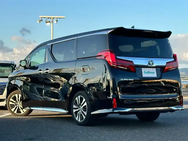 トヨタ アルファード S Cパッケージ 島根県 2023(令5)年 1.5万km ブラック 登録時走行距離 14999Km/取扱説明書/純正ディスプレイオーディオ/ツインムーンルーフ/本革シート/フルエアロ/両側電動スライドドア/トヨタセーフティセンス/後席モニター/三眼LEDヘッドライト/シーケンシャルウィンカー/バックカメラ/前後コーナーセンサー/パワーバックドア/追従型クルーズコントロール/パワーシート/シートメモリー機能/シートヒーター（運転席/助手席）/エアーシート（運転席/助手席）/ステアリングヒーター/デジタルインナーミラー/前後ドライブレコーダー/ウィンカーミラー/電動格納ミラー/ビルトインETC2.0/18インチ純正アルミ