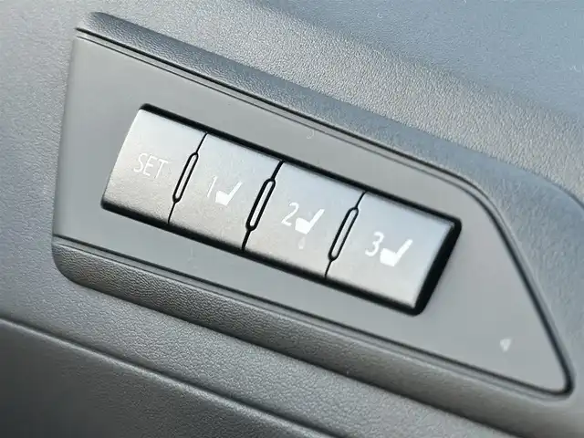 トヨタ アルファード S Cパッケージ 島根県 2023(令5)年 1.5万km ブラック 登録時走行距離 14999Km/取扱説明書/純正ディスプレイオーディオ/ツインムーンルーフ/本革シート/フルエアロ/両側電動スライドドア/トヨタセーフティセンス/後席モニター/三眼LEDヘッドライト/シーケンシャルウィンカー/バックカメラ/前後コーナーセンサー/パワーバックドア/追従型クルーズコントロール/パワーシート/シートメモリー機能/シートヒーター（運転席/助手席）/エアーシート（運転席/助手席）/ステアリングヒーター/デジタルインナーミラー/前後ドライブレコーダー/ウィンカーミラー/電動格納ミラー/ビルトインETC2.0/18インチ純正アルミ