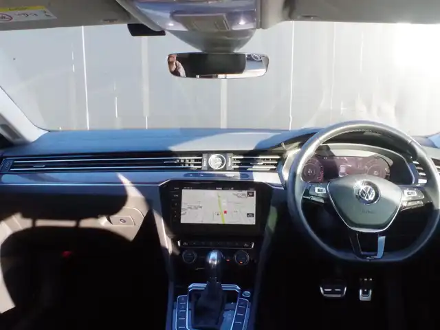 フォルクスワーゲン アルテオン TSI 4モーション エレガンス 岩手県 2020(令2)年 5.1万km オリックスホワイトパールエフェクト フロントアシスト（PCS）/レーンアシスト/サイドアシスト/リアトラフィックアラート/アダプティブクルーズ/純正ナビ/フルセグTV/全方位カメラ/パークアシスト/パークディスタンスコントロール/ヘッドアップD/デジタルコクピット/黒革シート/パワーシート/シートヒーター/ステアリングヒーター/DSRC/パワーバックドア/LEDライト/Eibachダウンサス（純正あり）