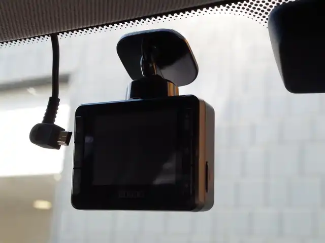 ＢＭＷ ２１８ｄ グランツアラー 埼玉県 2017(平29)年 4.1万km 青 ワンオーナー/インテリジェントセーフティ/パークディスタンスコントロール/バックカメラ/iDriveナビ/ドラレコ/ルームミラー内臓ETC/Bluetooth