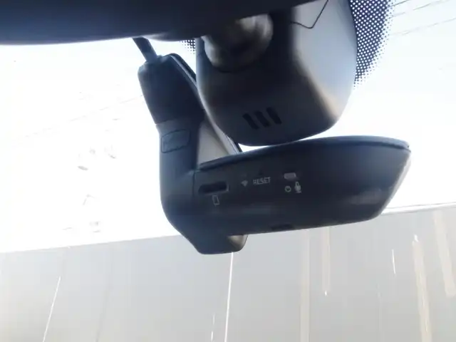 アウディ Ａ４ 2.0 TFSI クワトロ スポーツ Sライン PKG 岩手県 2017(平29)年 2.1万km デイトナグレーパールエフェクト Audiプレセンス/レーンアシスト/純正MMIナビ/フルセグTV/バックカメラ/パーキングエイド/バーチャルコクピット/アダプティブクルーズ/ハーフレザー/パワーシート/シートヒーター/DSRC/ドラレコ/マトリクスLED