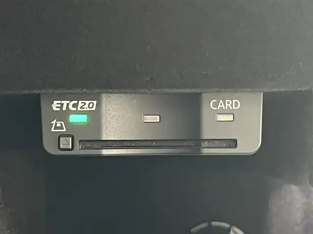 アウディ Ａ８ 60TFSIクワトロ 山形県 2018(平30)年 3.3万km グレイシアホワイトメタリック 純正ＨＤＤナビ　/フルセグＴＶ　/ＥＴＣ２．０　/３６０°カメラ　/Ｂｌｕｅｔｏｏｔｈ／ＵＳＢ/Ｄ／Ｎ席パワーシート　/Ｄ／Ｎ席シートヒーター・ベンチレーション　/電動リアゲート/オートライト/パワークロージングドア/アダプティブエアサスペンション