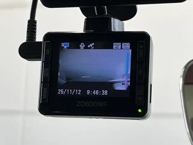 アウディ Ａ８ 60TFSIクワトロ 山形県 2018(平30)年 3.3万km グレイシアホワイトメタリック 純正ＨＤＤナビ　/フルセグＴＶ　/ＥＴＣ２．０　/３６０°カメラ　/Ｂｌｕｅｔｏｏｔｈ／ＵＳＢ/Ｄ／Ｎ席パワーシート　/Ｄ／Ｎ席シートヒーター・ベンチレーション　/電動リアゲート/オートライト/パワークロージングドア/アダプティブエアサスペンション