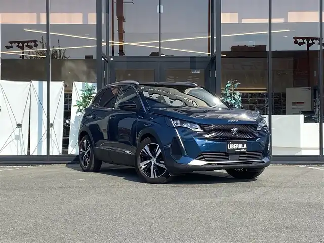 プジョー ３００８ GT ハイブリッド4 福岡県 2021(令3)年 2.2万km 青 ・1オーナー/・サンルーフ/・アクティブクルーズコントロール/・carplay/Bluetooth/USB/・バックカメラ/・ハーフレザーシート/シートヒーター/・ドライブレコーダー/・ETC/・純正18AW/・LEDライト/・ブラインドスポット/・パワーバックドア/・保証書/・取扱説明書