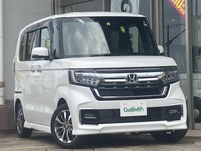 新着情報“Ｎ ＢＯＸカスタム L”2022年式プラチナホワイトパール入荷しました！