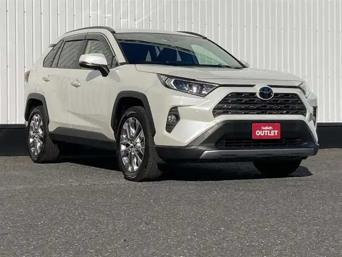 新着情報“ＲＡＶ４G Zパッケージ”2019年式ホワイトパールクリスタルシャイン入荷しました！