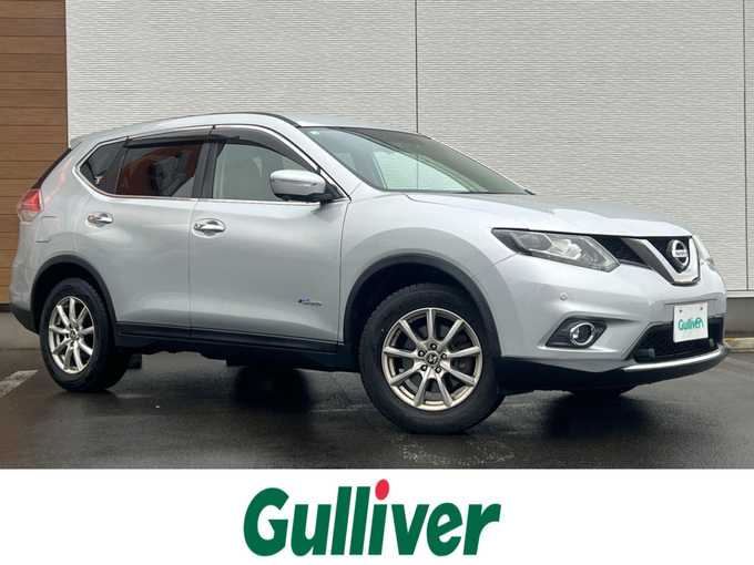 新着情報“エクストレイル20X ハイブリッド エクストリーマーX エマージェンシーブレーキパッケージ”2015年式ブリリアントシルバー入荷しました！