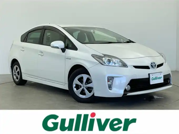 新着情報“プリウスS”2014年式ホワイトパールクリスタルシャイン入荷しました！