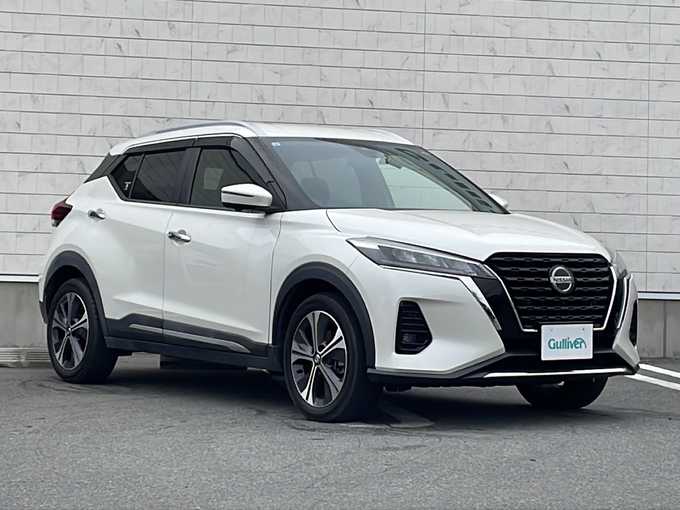 新着情報“キックスX”2021年式ブリリアントホワイトパール入荷しました！