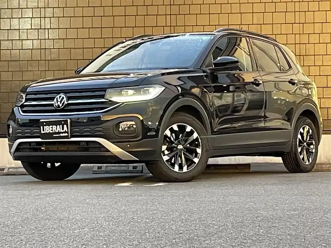 新着情報“Ｔ－クロスTSI アクティブ”2021年式ディープブラックパールエフェクト入荷しました！