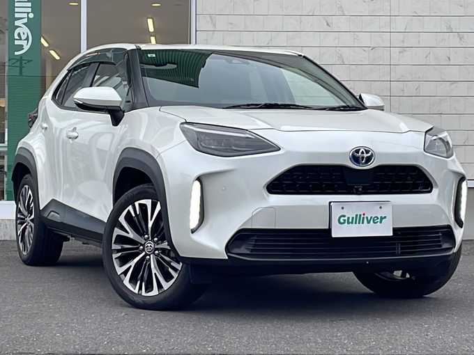 新着情報“ヤリスクロスハイブリッドZ”2021年式ホワイトパールクリスタルシャイン入荷しました！