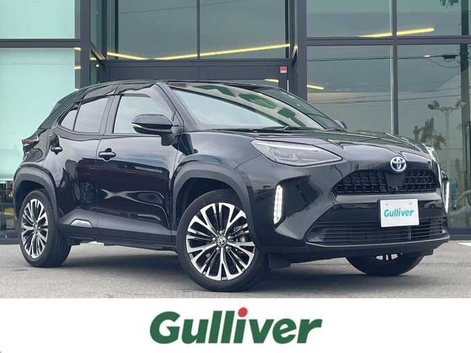 新着情報“ヤリスクロスハイブリッドZ”2023年式ブラックマイカ入荷しました！