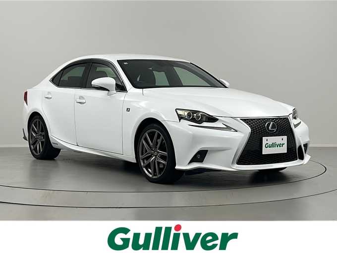 新着情報“ＩＳIS300h Fスポーツ”2014年式ホワイトノーヴァガラスフレーク入荷しました！