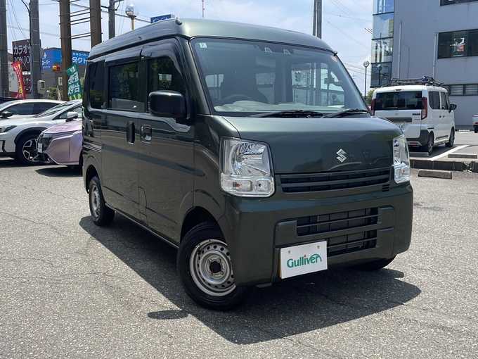 新着情報“エブリイPAリミテッド スズキセーフティサポート装着車”2023年式クールカーキPM入荷しました！