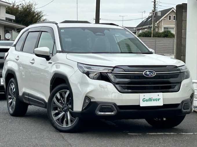 新着情報“フォレスタープレミアムS:HEV EX”2025年式クリスタルホワイトP入荷しました！