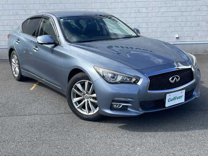 新着情報“スカイライン200GT－t”2014年式ハガネブルーM入荷しました！