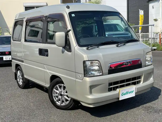 新着情報“ディアスワゴンスーパーチャージャー”2005年式ミスティベージュマイカ入荷しました！
