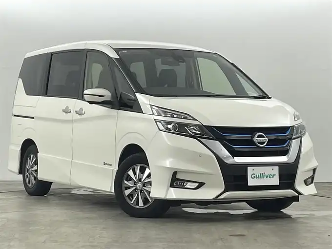 新着情報“セレナe－パワー ハイウェイスターV”2019年式ブリリアントホワイトパール入荷しました！