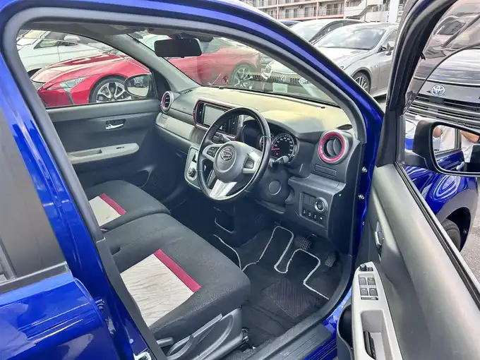 車両画像02