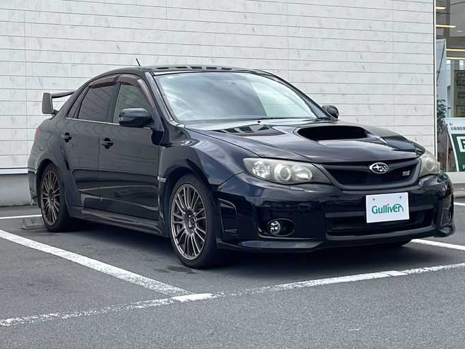 新着情報“インプレッサWRX STI”2010年式オブシディアンブラックパール入荷しました！