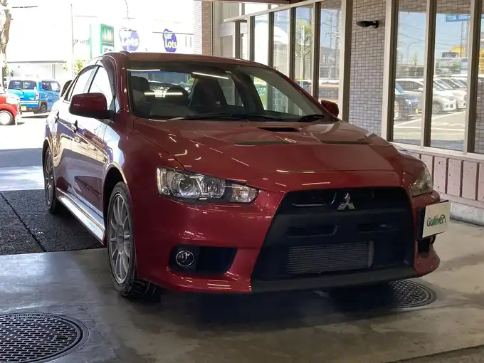 新着情報“ランサー”2011年式赤入荷しました！