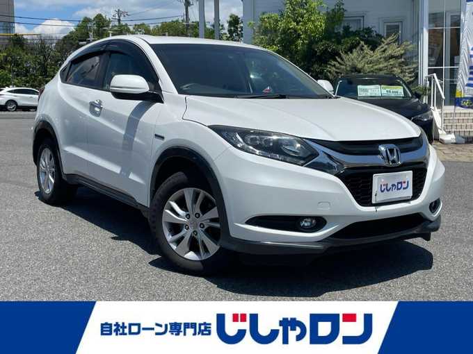 新着情報“ヴェゼルハイブリッドX”2014年式ホワイトオーキッドパール入荷しました！