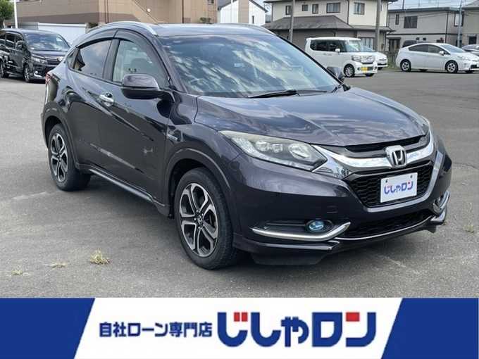 新着情報“ヴェゼルハイブリッド”2014年式ルーセブラックM入荷しました！