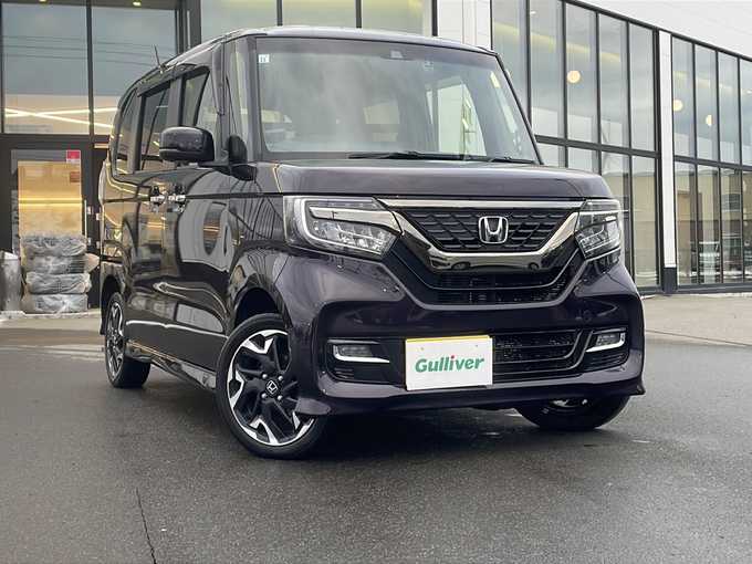 新着情報“Ｎ－ＢＯＸカスタムG・Lターボホンダセンシング”2017年式プレミアムベルベットパープル・パール入荷しました！