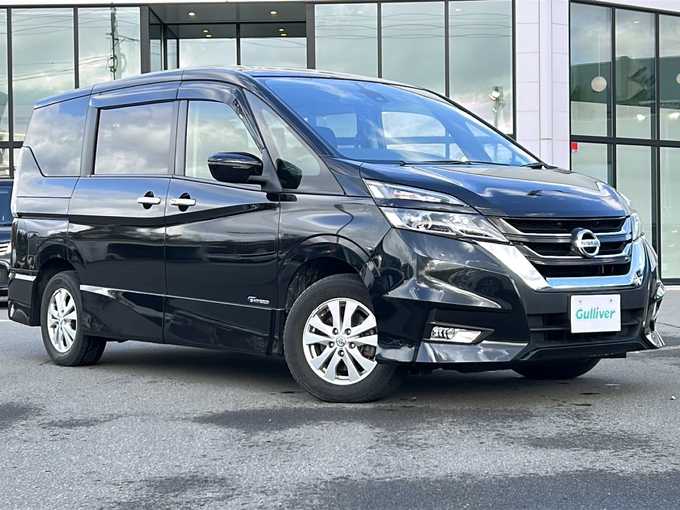 新着情報“セレナハイウェイスター”2017年式ダイヤモンドブラック入荷しました！