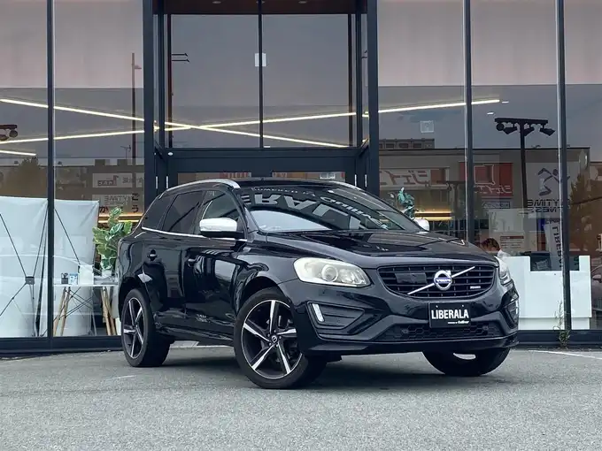 新着情報“ＸＣ６０T5 Rデザイン”2014年式黒入荷しました！