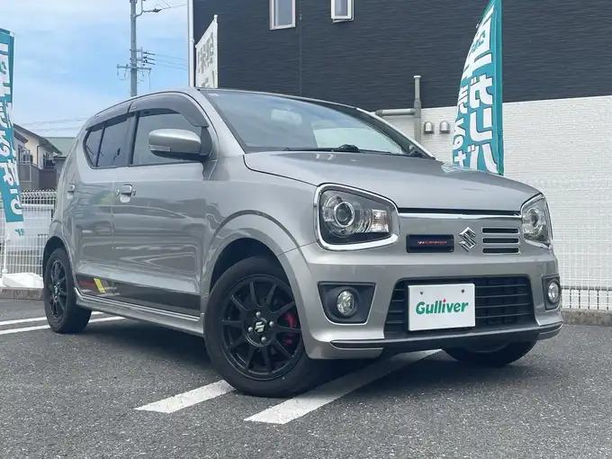 新着情報“アルトワークスベースグレード”2018年式スチールシルバーM入荷しました！