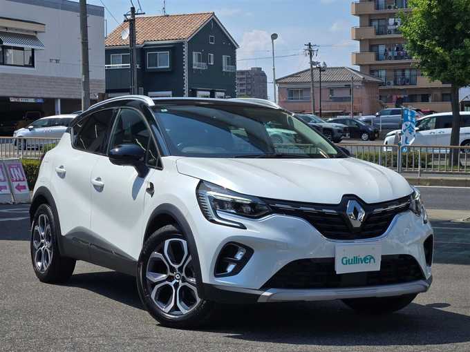 新着情報“キャプチャーE－テックハイブリッド レザーパック”2022年式BLANC NACRE入荷しました！