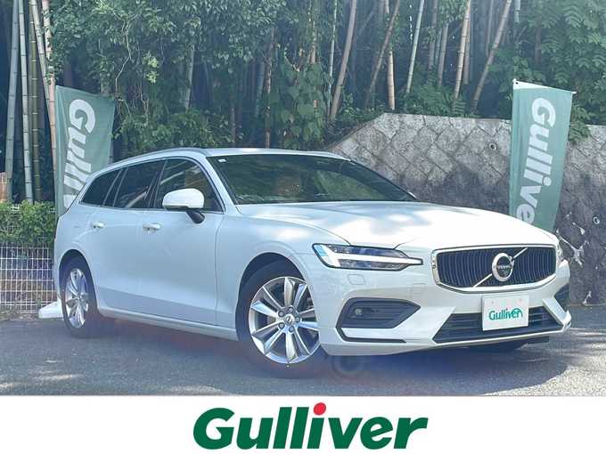 新着情報“Ｖ６０T5 モメンタム”2020年式アイスホワイト入荷しました！
