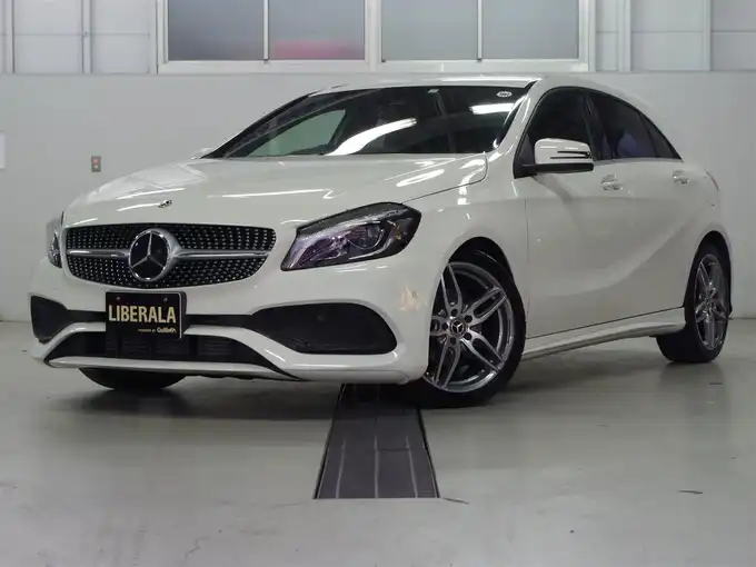 新着情報“Ａ１８０AMG スタイル”2018年式カルサイトホワイト入荷しました！