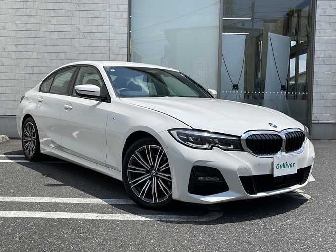 新着情報“３シリーズ320d xDrive Mスポーツ”2022年式アルピンホワイトⅢ入荷しました！