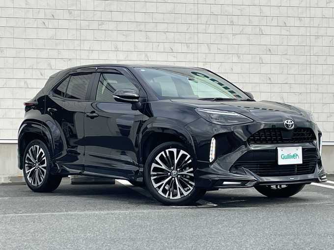 新着情報“ヤリスクロスZ”2024年式ブラックマイカ入荷しました！