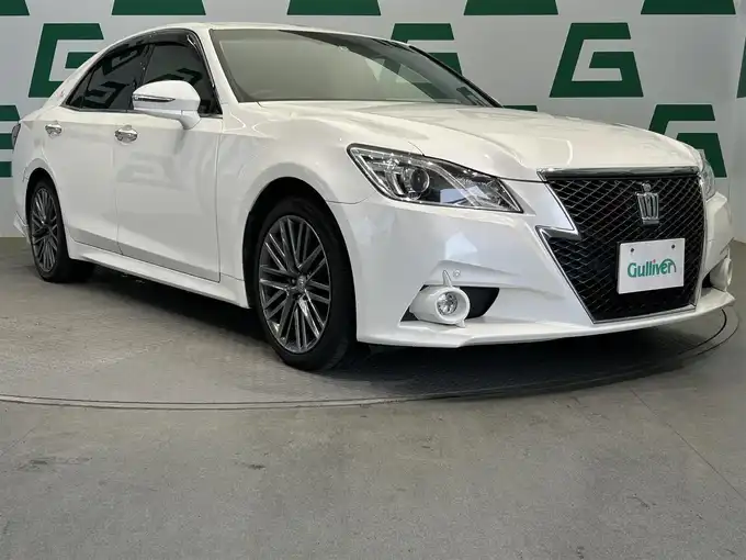 新着情報“クラウンアスリートS”2015年式ホワイトパールクリスタルシャイン入荷しました！