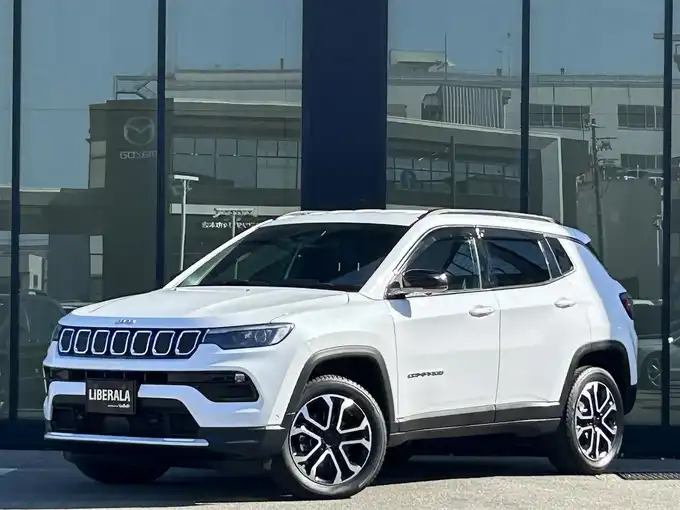 新着情報“ジープ・コンパスリミテッド”2024年式パール入荷しました！