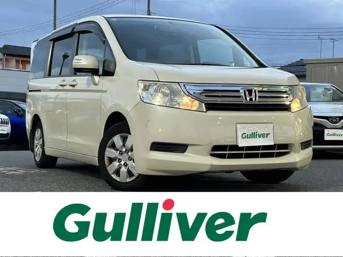 新着情報“ステップワゴンG Lパッケージ”2011年式プレミアムヒダマリアイボリーパール入荷しました！