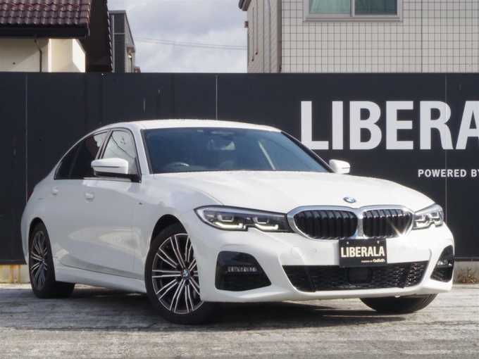 新着情報“３シリーズ320d xDrive Mスポーツ”2019年式アルピンホワイトⅢ入荷しました！