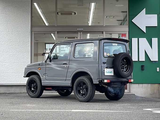車両画像03