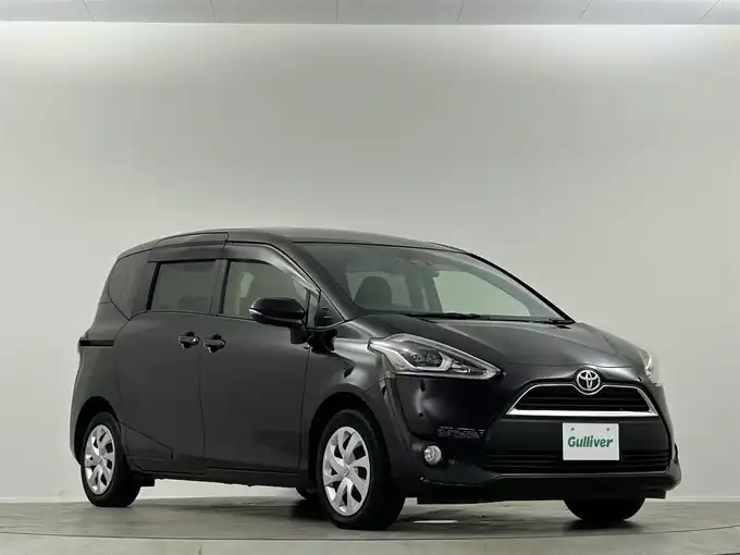 新着情報“シエンタG クエロ”2018年式クールボルドーガラスフレーク入荷しました！