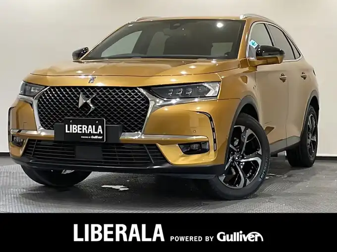 新着情報“ＤＳ７クロスバックソーシック”2021年式ゴールド入荷しました！