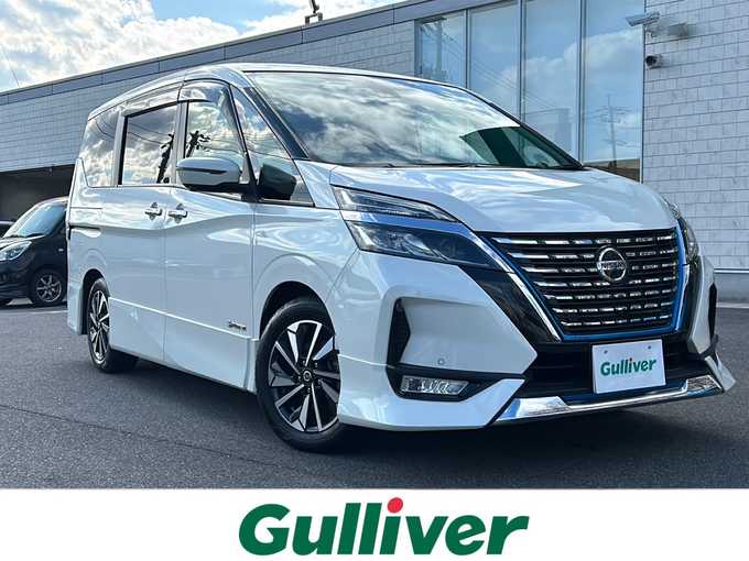 新着情報“セレナe－パワー ハイウェイスターV”2019年式ブリリアントホワイトパール入荷しました！